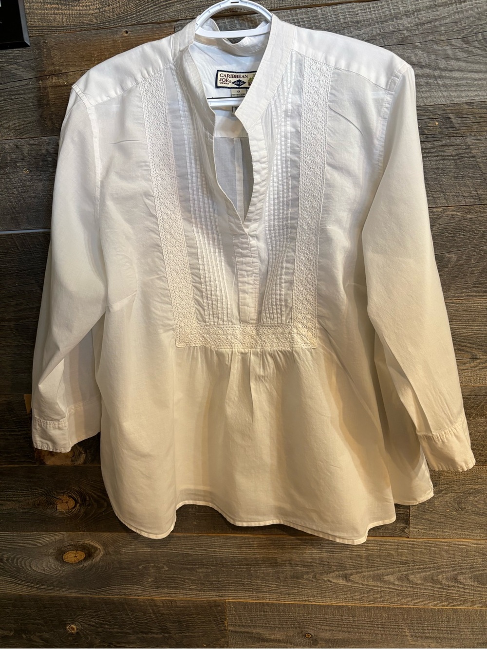 Vintage Caribbean Joe White Cotton Embroidered Tunic Blouse